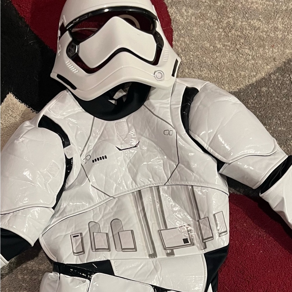 Disney Monochrome Garment Label